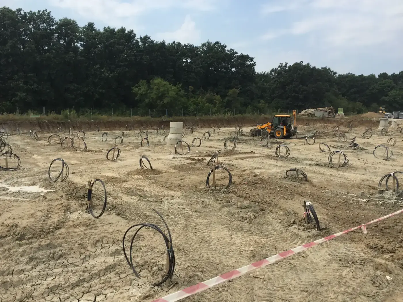 Montaj de bucle orizontale pentru pompă de căldură, lucrare Comporsa (19)
